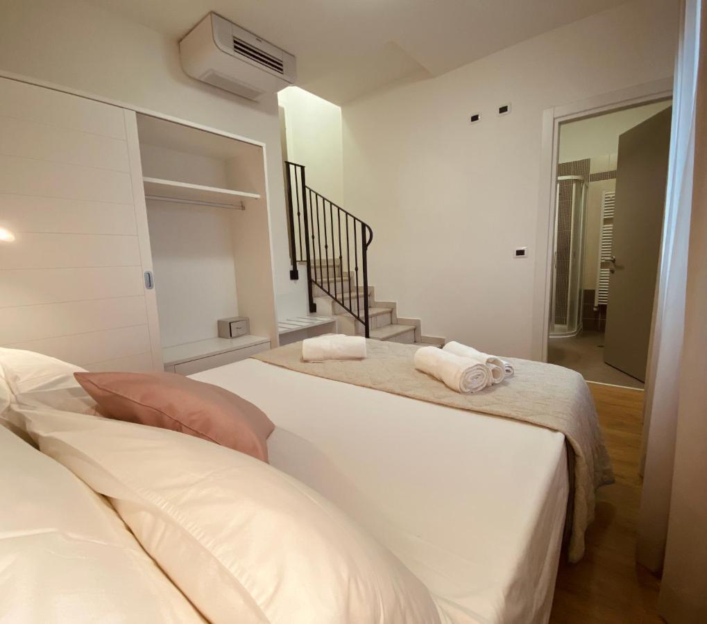 Rimini Bay Suites&Residence מראה חיצוני תמונה