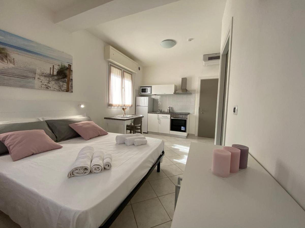 Rimini Bay Suites&Residence מראה חיצוני תמונה