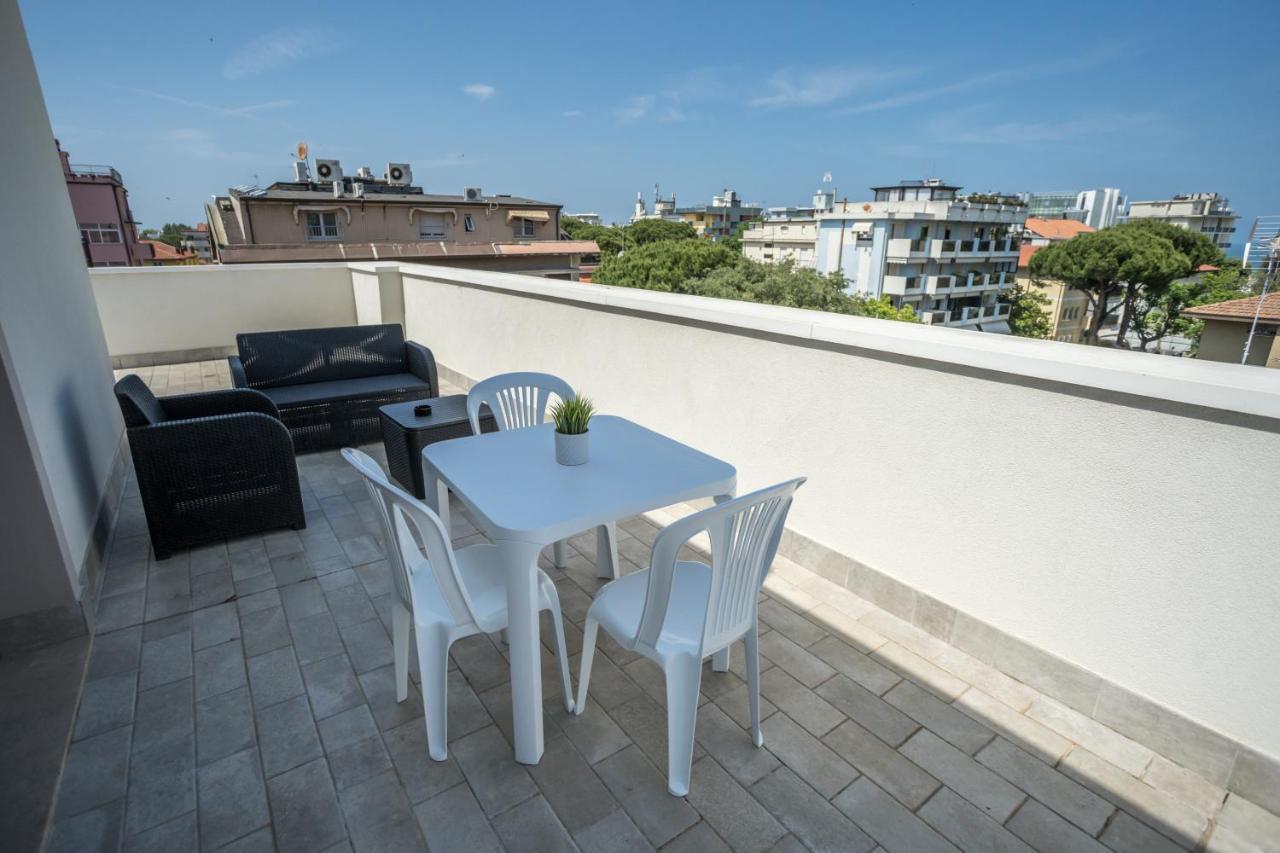 Rimini Bay Suites&Residence מראה חיצוני תמונה