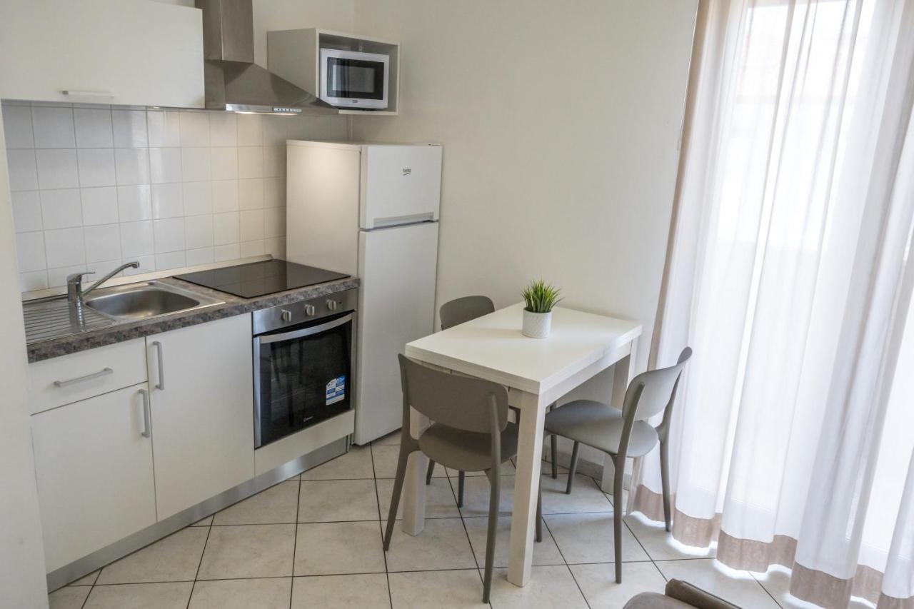 Rimini Bay Suites&Residence מראה חיצוני תמונה