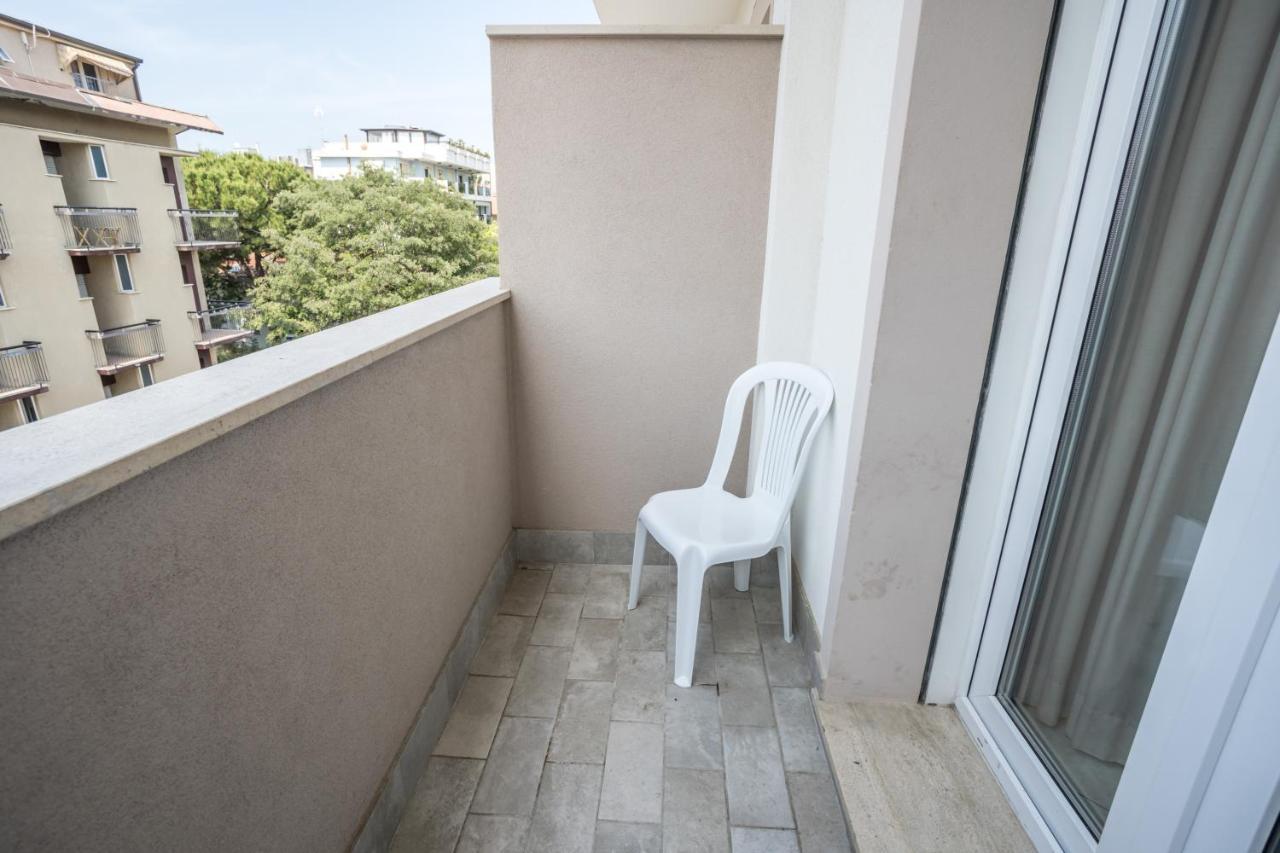 Rimini Bay Suites&Residence מראה חיצוני תמונה