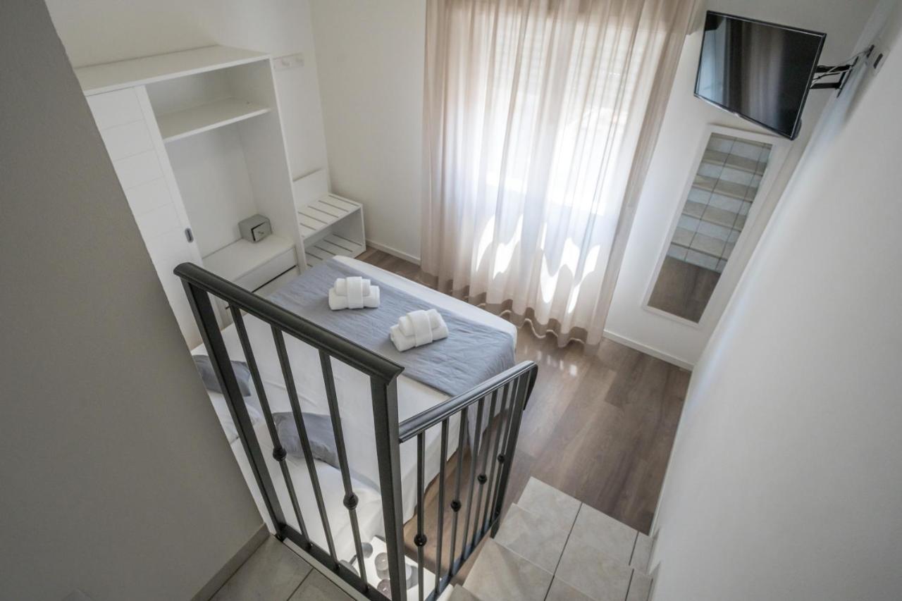 Rimini Bay Suites&Residence מראה חיצוני תמונה