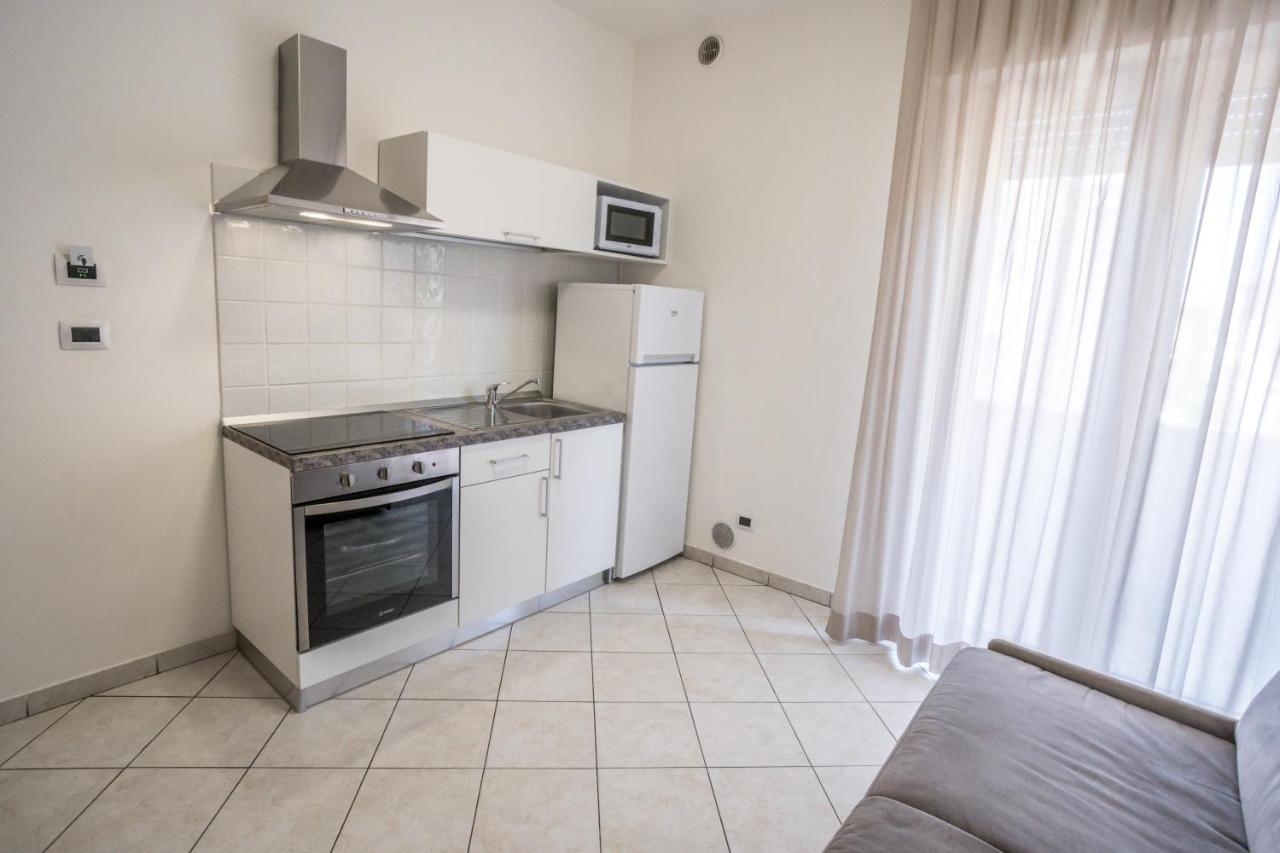 Rimini Bay Suites&Residence מראה חיצוני תמונה