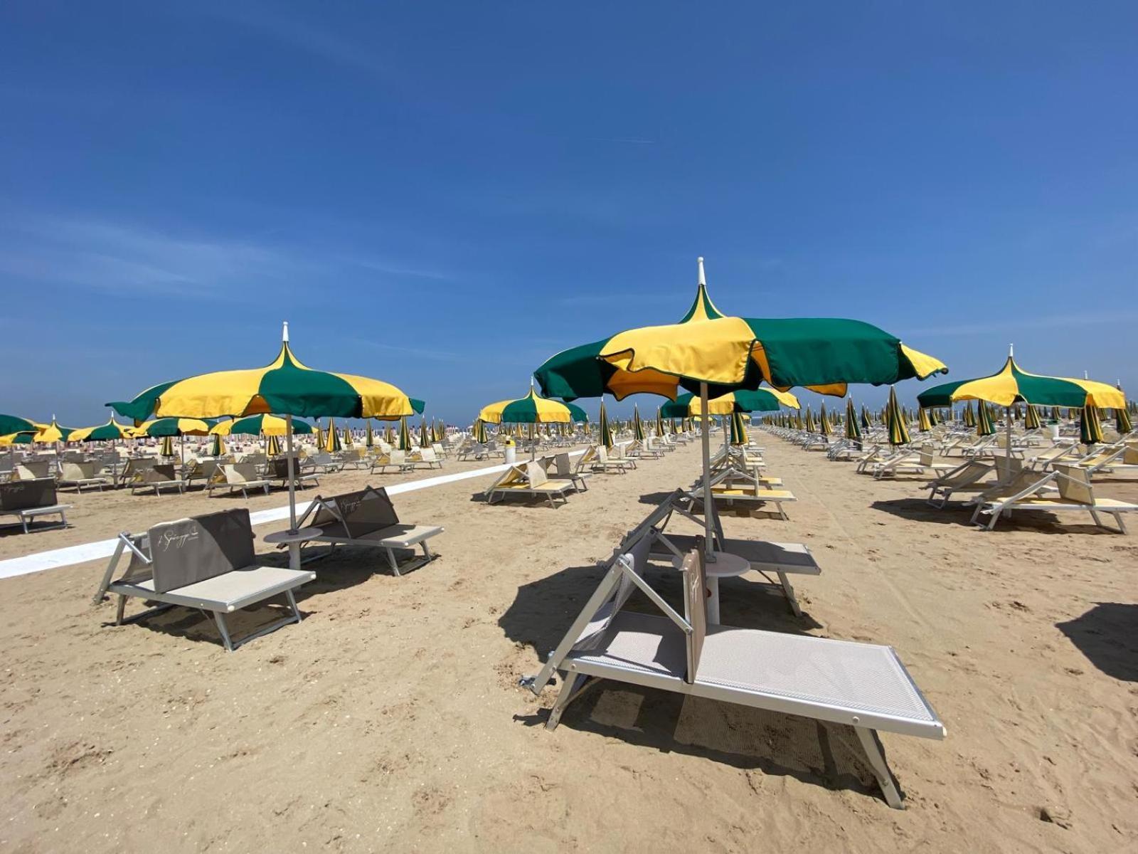 Rimini Bay Suites&Residence מראה חיצוני תמונה